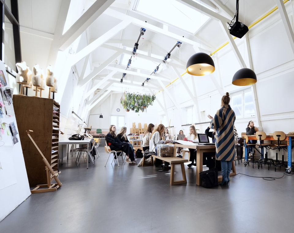 Artemis Academie – Trend Forecasting, Styling & Design, Art Direction